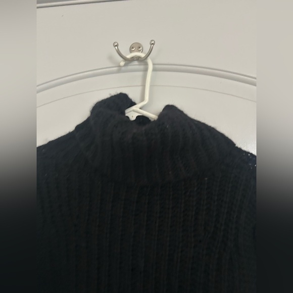 BANANA REPUBLIC Merino Wool Alpaca Blend Chunky Turtleneck Sweater Black Small - Picture 6 of 8